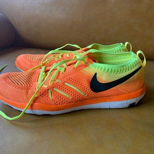 Nike Free Running Sneakers Womens Size 8.5 Neon Bright Orange